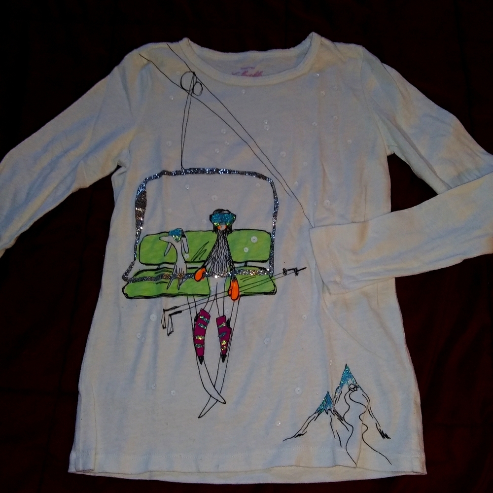Crew neck long sleeve shirt